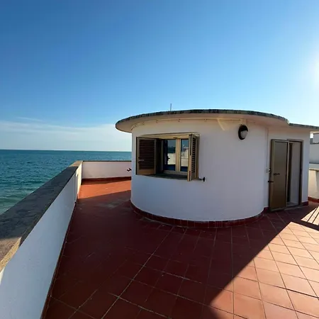Vila Mareluce *
